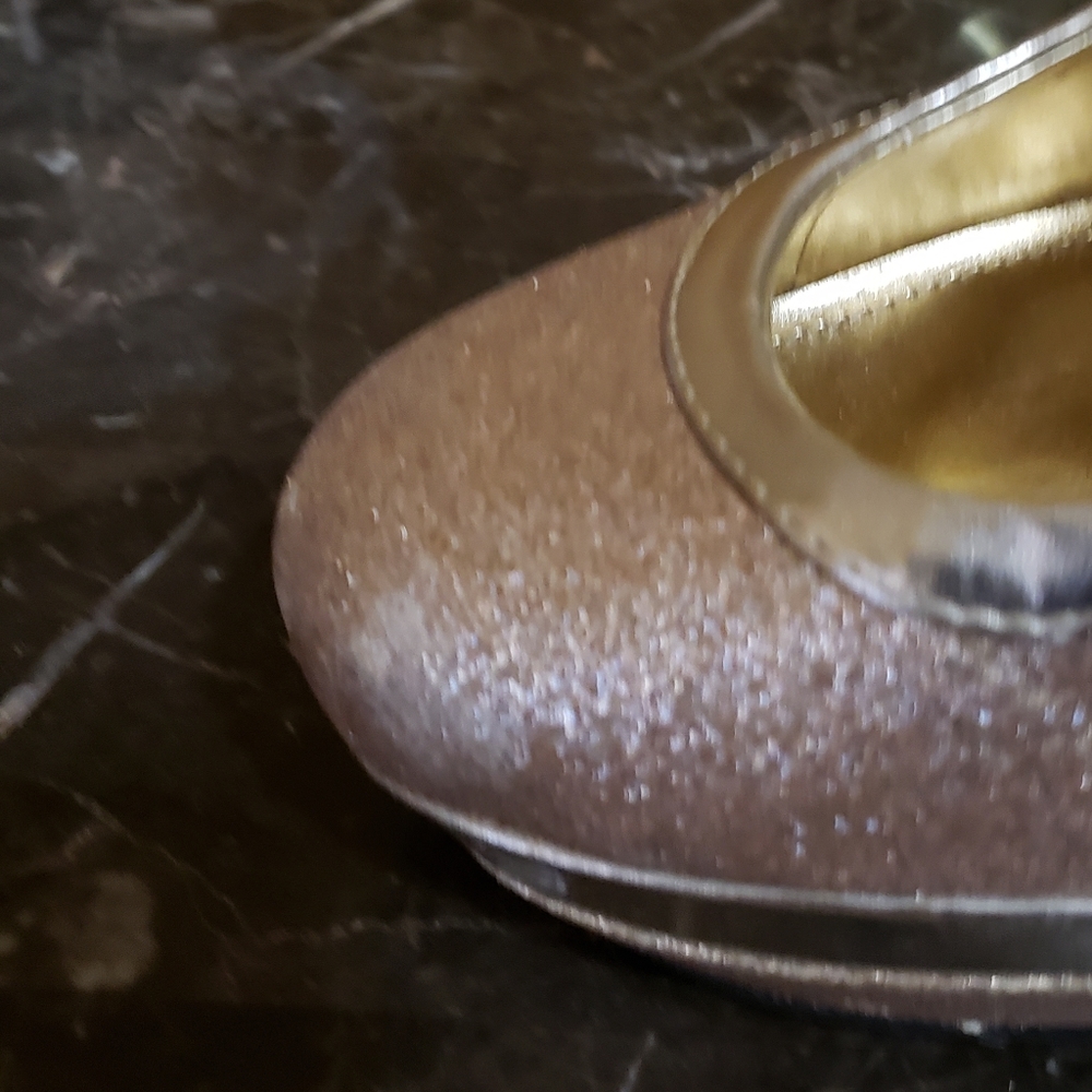 Heels - Picture 3 of 6